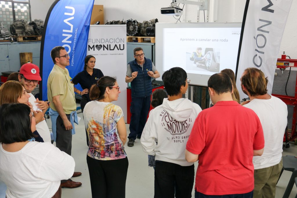 Fundación Monlau y AURA impulsan la inclusión a través del aprendizaje práctico