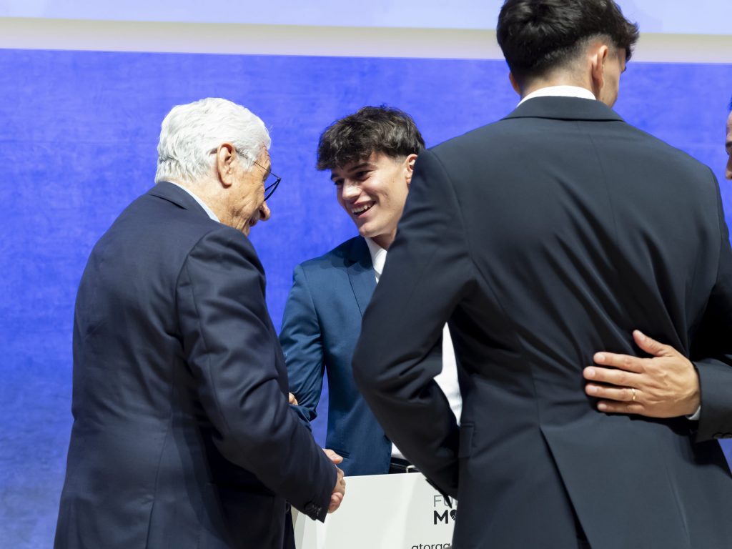 Becas Fundación Monlau